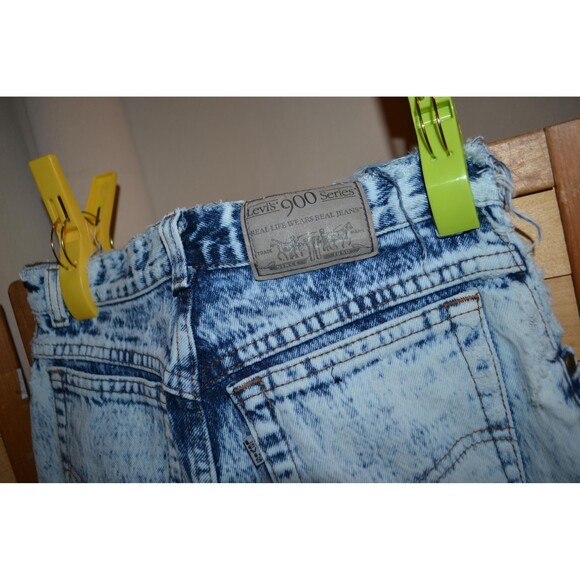 Vintage Jeans Levis 900 High Waist Acid Wash Distressed Fray Silver Tab - Picture 6 of 9